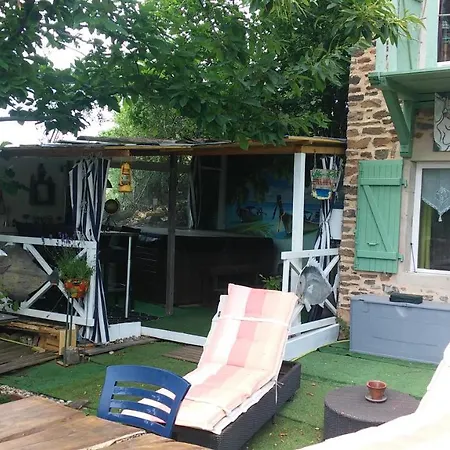 Casteljosse - Nature Calme Et Serenite