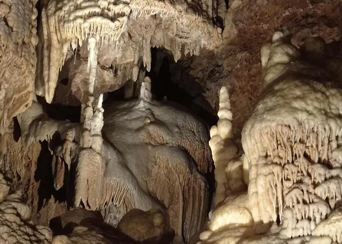 Casteljosse - Nature Calme Et Serenite 4*